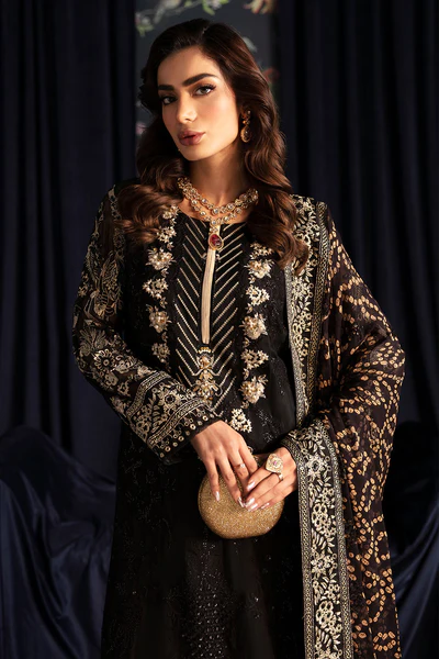 Tips for Buying Pakistani Luxury Dresses on a Budget